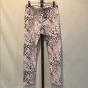 Fabletics Capri active wear pants SZ XS